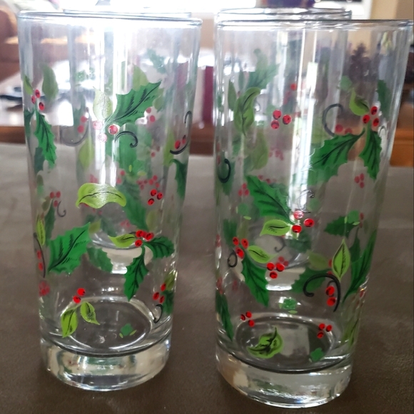 Vintage Other - Vintage Christmas Drinking Glasses Hand Painted with Green and Red Holly